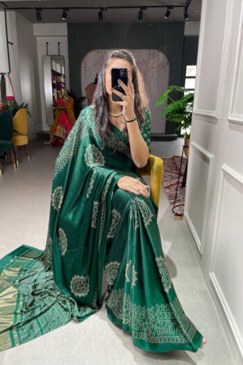 Emerald Elegance: Green Semi Gaji Satin Saree with Foil Work