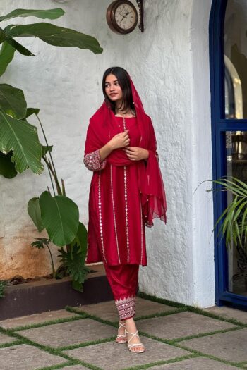Elegant Red Georgette Suit Set with Embroidered Sequins
