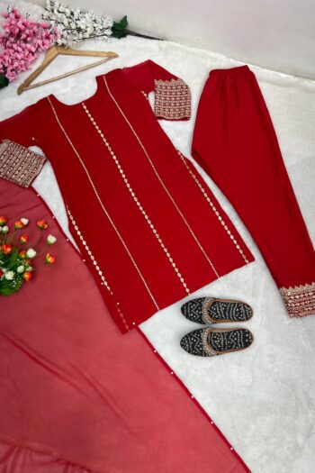 Elegant Red Georgette Suit Set with Embroidered Sequins