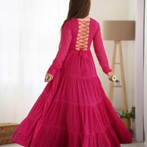 Festive Swirl Georgette Laheriya Anarkali with Gamthi Work