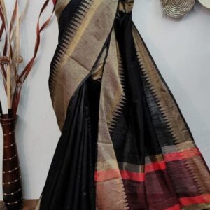 Temple Grace Raw Silk Saree with Woven Border Contrast Pallu