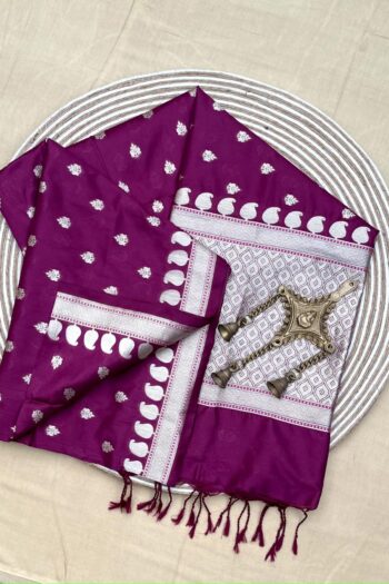 Elegant Banarasi Cotton Saree with Zari Weaving & Rich Pallu
