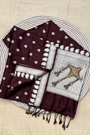 Elegant Banarasi Cotton Saree with Zari Weaving & Rich Pallu