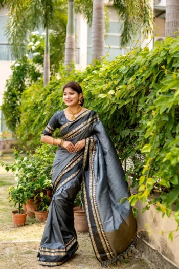 Soft Raw Silk Saree with Temple Woven Border, Zari Pallu