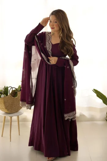 Royal Grace: Pure Romansilk Anarkali Gown & Georgette Dupatta