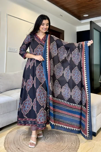Graceful Charm: Pure Cotton Angrakha Anarkali Kurti Set
