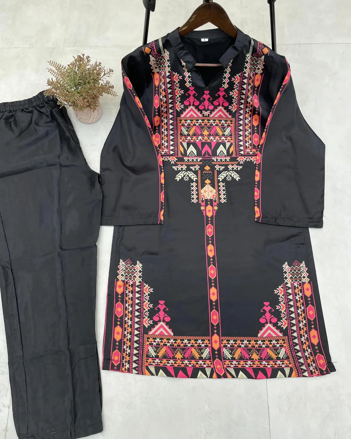 Summer Breeze Creap Silk Printed Work Co-ord Set