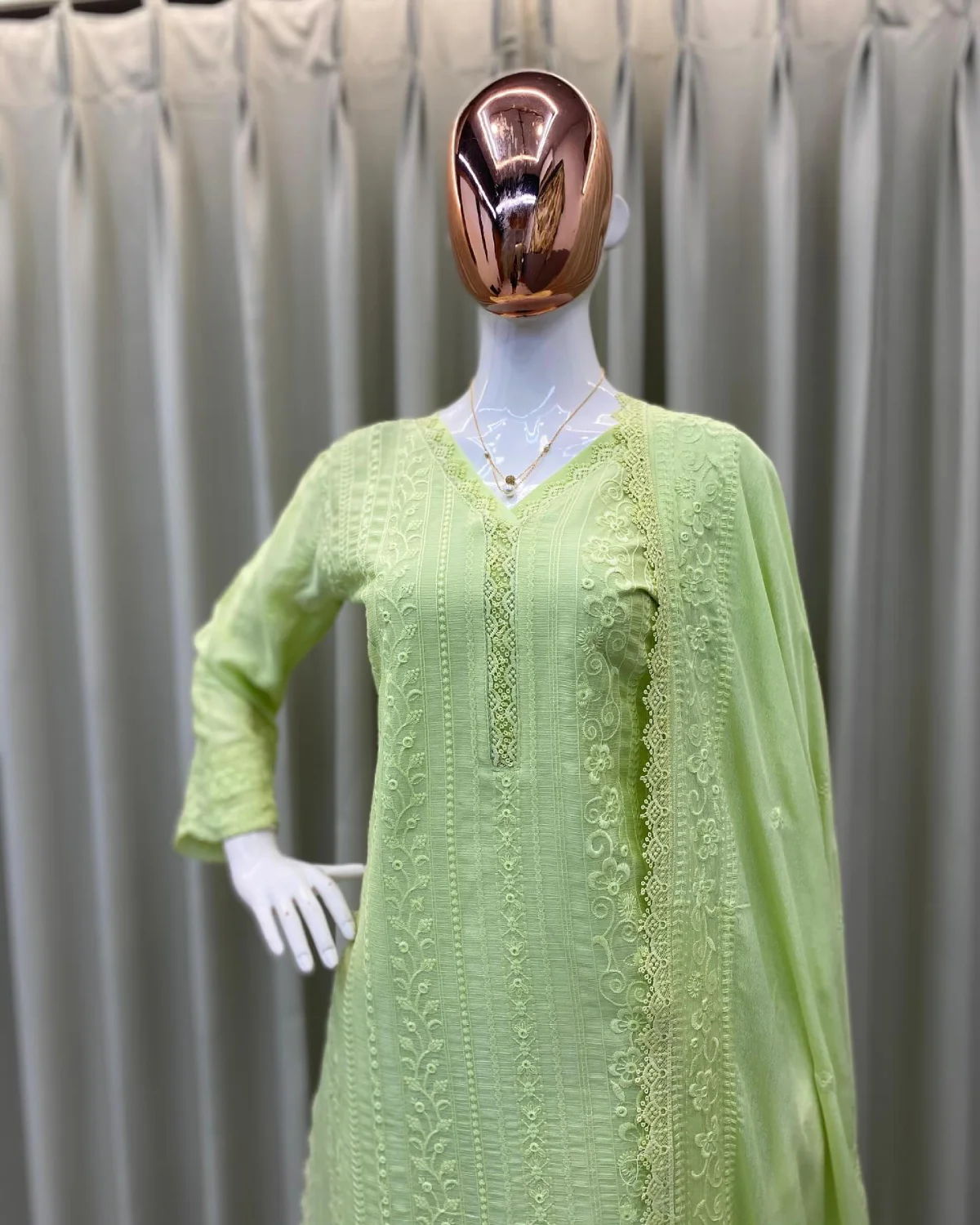 Chinon Kurti Set with Cotton Thread Embroidery and Plazzo