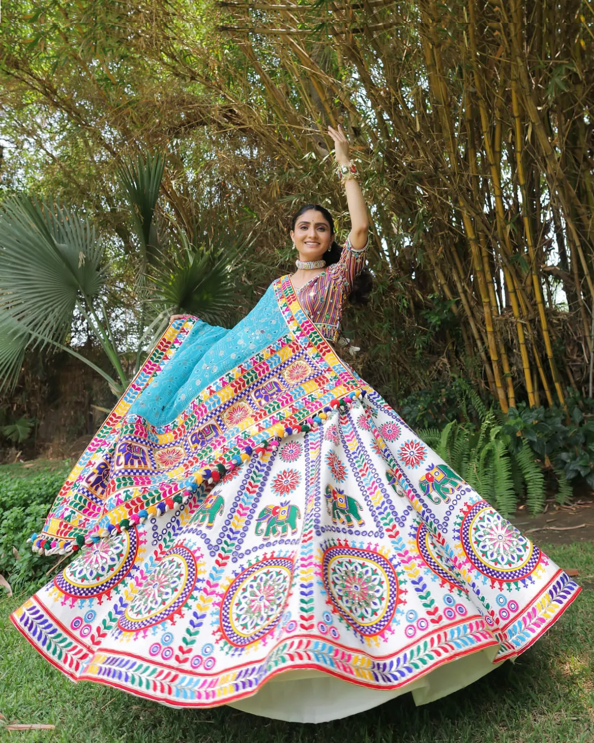 Elegant Muslin Cotton Lehenga Choli Set with Mirror Work