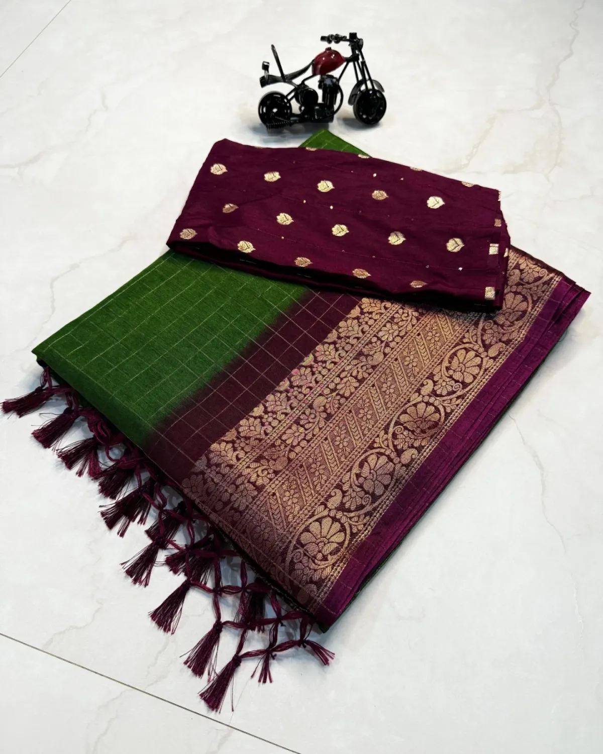 Eternal Elegance Dola Silk Saree with Kanjivaram Zari Border